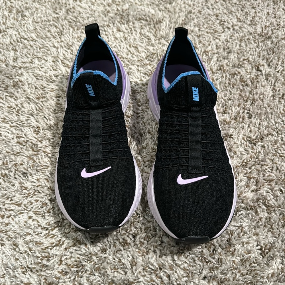 Nike react phantom tennis shoes